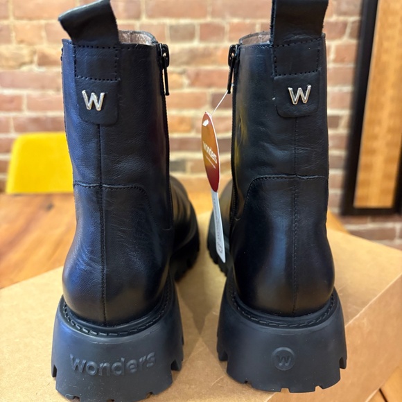 Wonders boots-brand new - Picture 4 of 5
